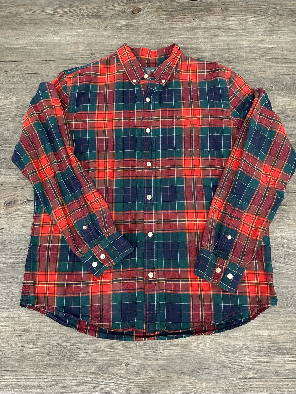 L.L. Bean men’s large Red and Green Plaid Button-Down Shirt